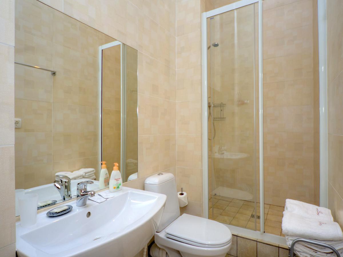 Best Season Apart Hotel Kiew Exterior foto
