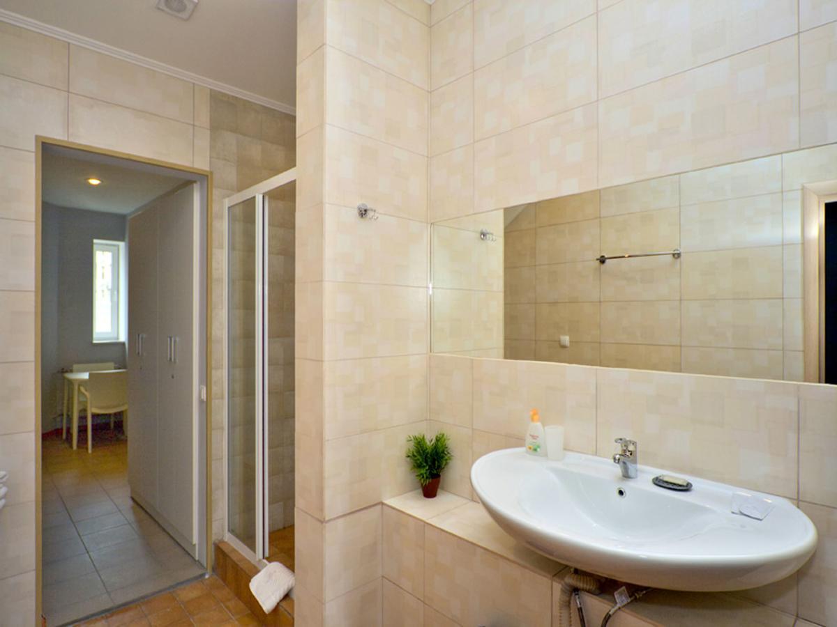 Best Season Apart Hotel Kiew Exterior foto