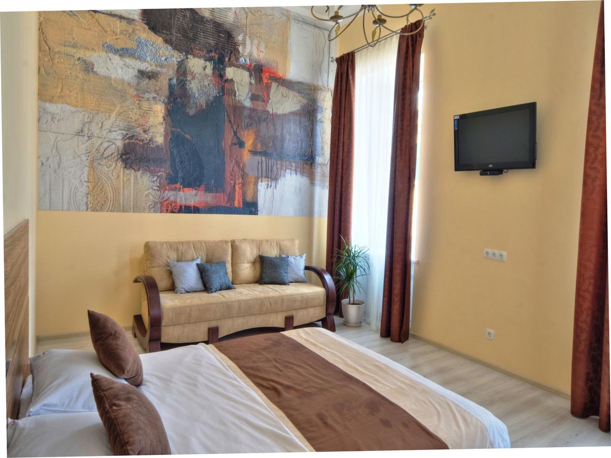 Best Season Apart Hotel Kiew Exterior foto