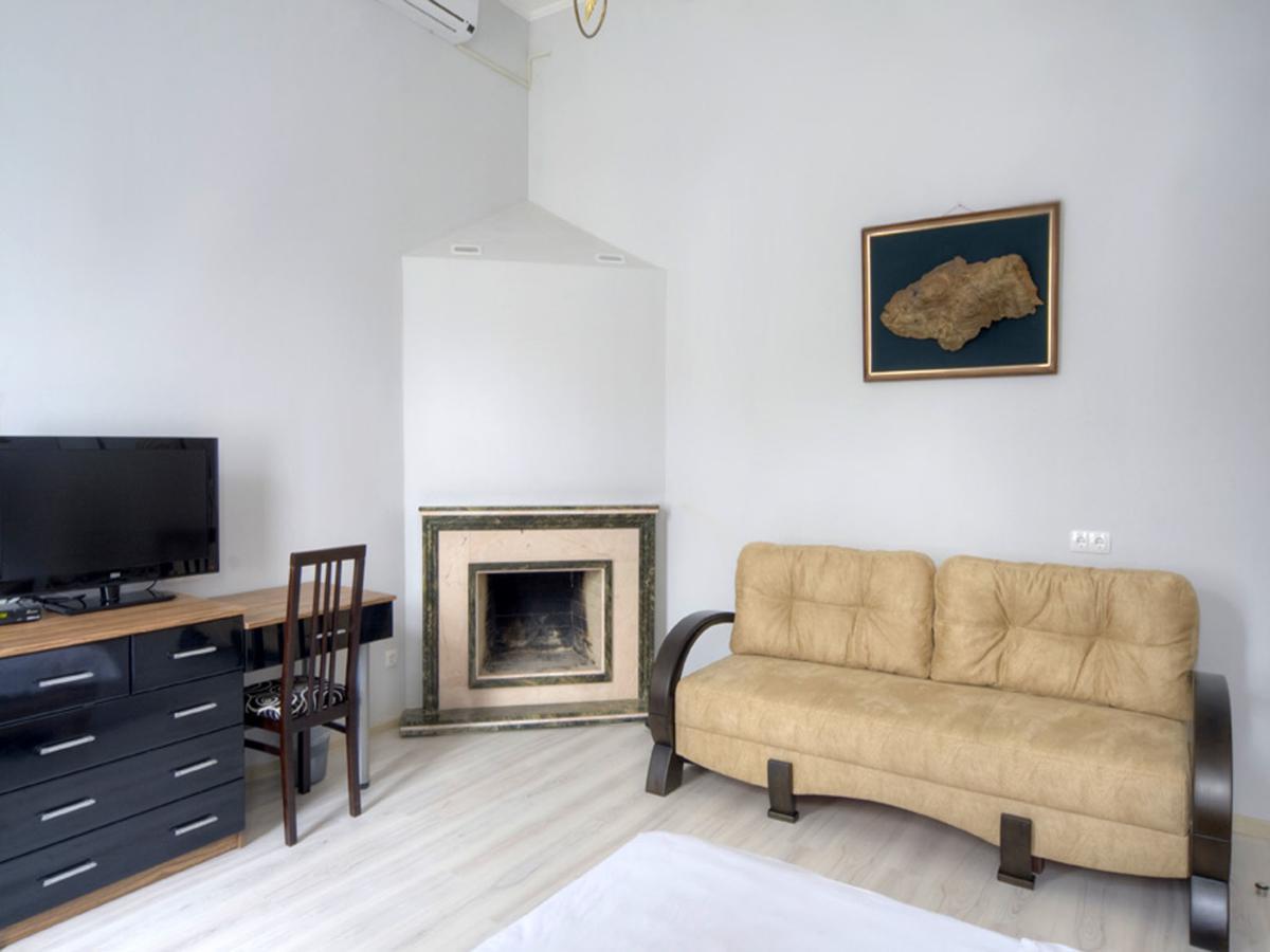 Best Season Apart Hotel Kiew Exterior foto