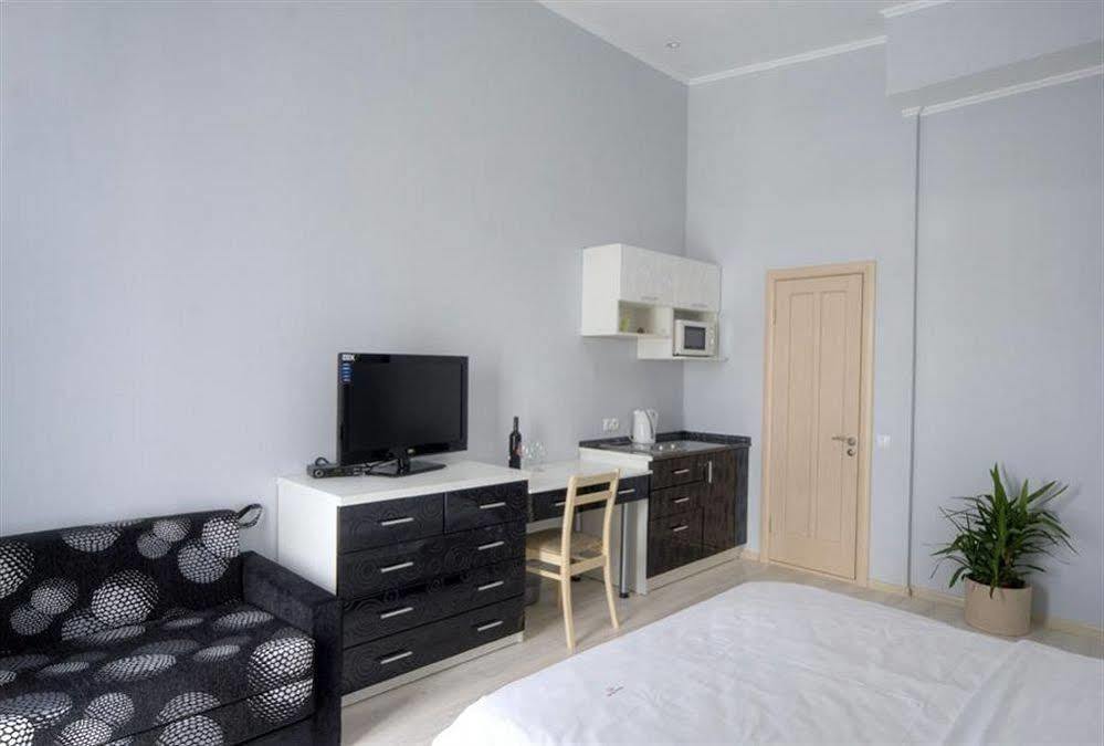 Best Season Apart Hotel Kiew Exterior foto