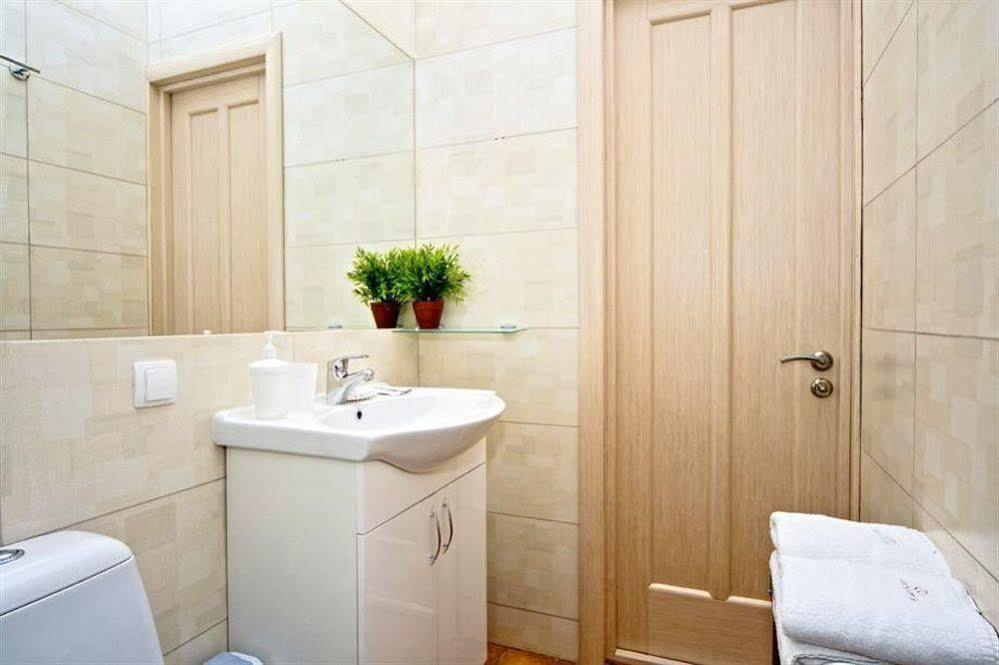 Best Season Apart Hotel Kiew Exterior foto